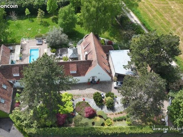 Longère 9 pièces 280 m²