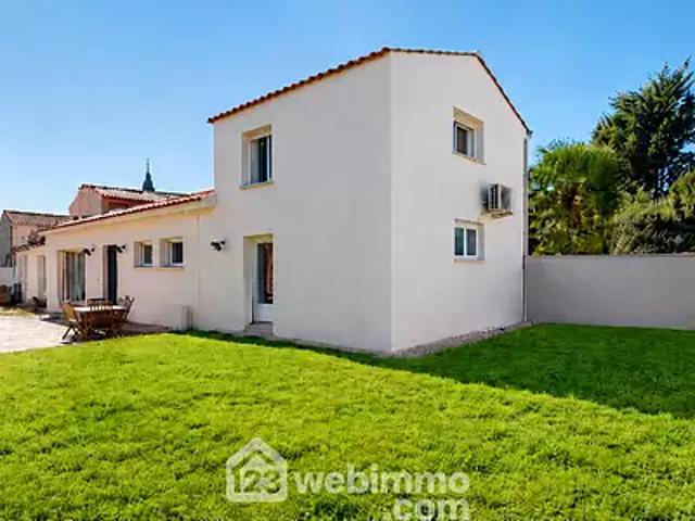 Longeville sur Mer 85560 Achat / Vente maison 9 pièces t9 terrasse