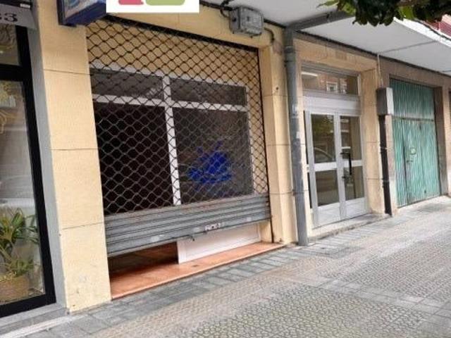 Lonja en alquiler en Urduliz, calle comercial