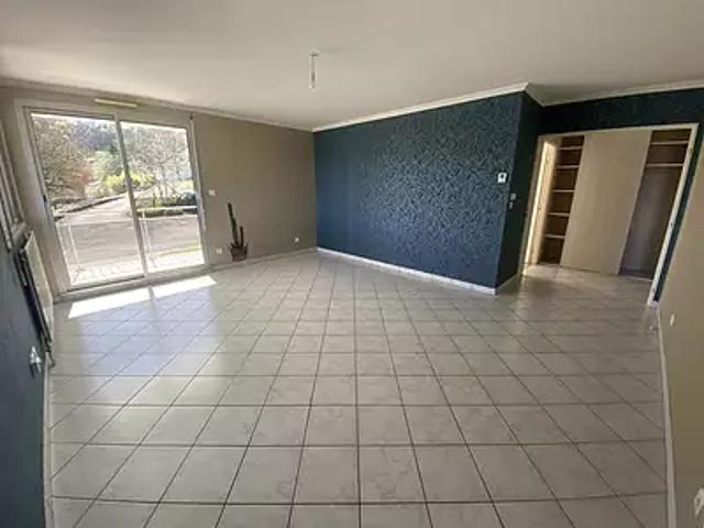 Lons le Saunier 39000 Achat / Vente appartement 4 pièces t4 terrasse cave