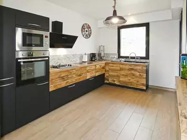 Lons le Saunier 39000 Achat / Vente maison 7 pièces t7 terrasse parking