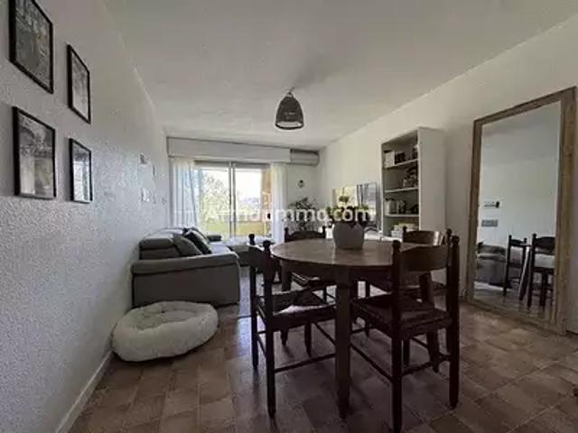 Lons le Saunier 39000 Location appartement 3 pièces t3 cave