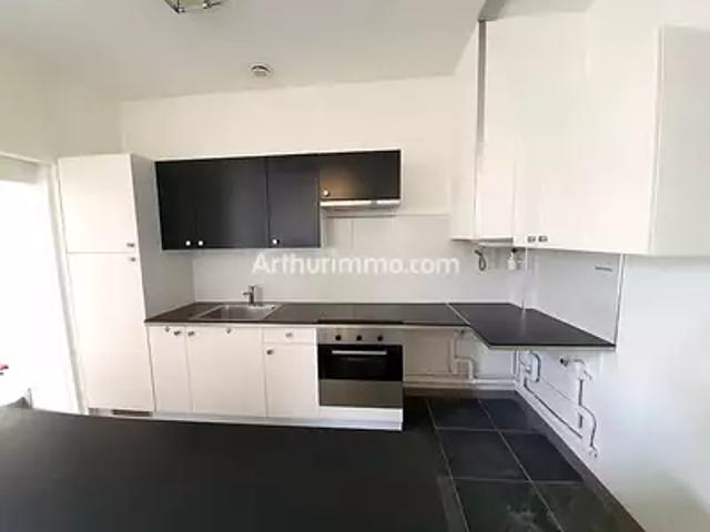 Lons le Saunier 39000 Location appartement 4 pièces t4