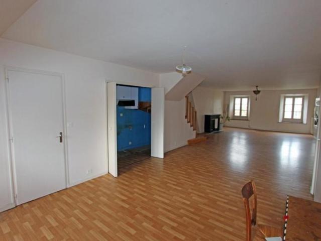 Lons le Saunier centre 39 JURA, à vendre appartement duplex T8