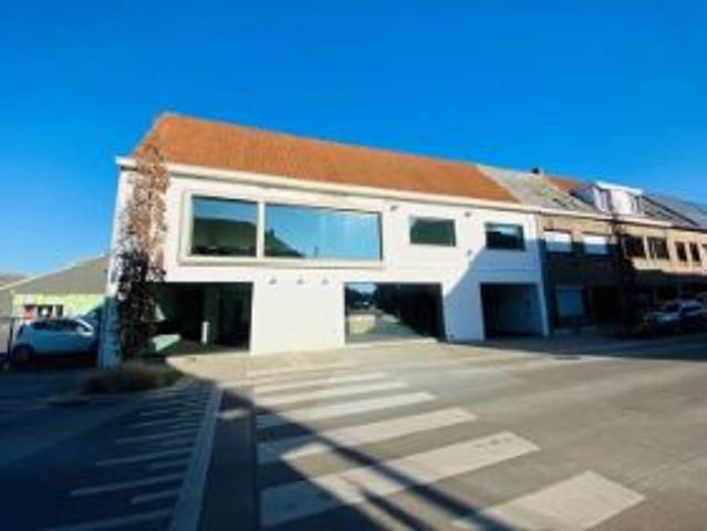 Loods + kantoor/showroom