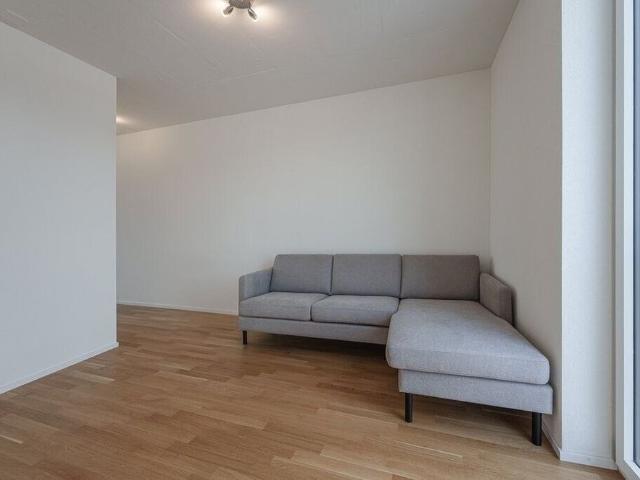Looking for the right furnished shared room?