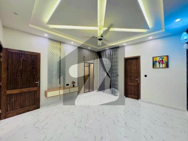 Looking For A On Excellent Location House In Citi Housing Society