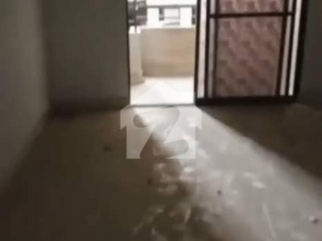 Looking For A Flat In Gulistan E Jauhar Block 10