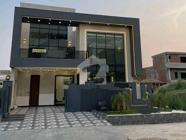 Looking For A House In MPCHS Block C1