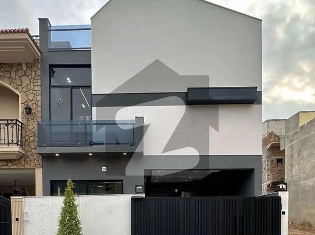 Looking For A House In MPCHS Block F