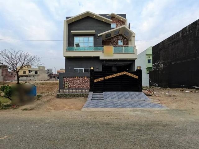 Looking For A House In Lahore Khayaban e Amin ID 87332