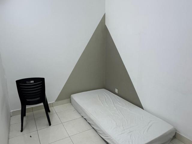Looking for Housemate 0 Deposits Room at Shah Alam