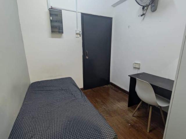 Looking for Male Single Room Attached Bathroom in Bistari Condo, PWTC