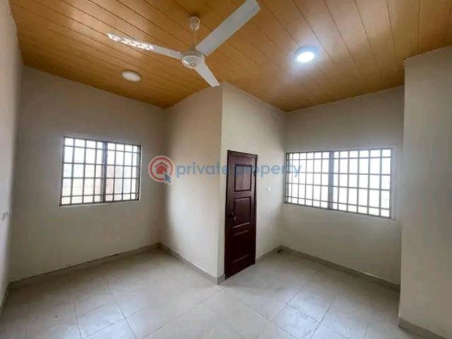 Looking For Options? This Apartment Offers Both Single Rooms & Bedsitter
