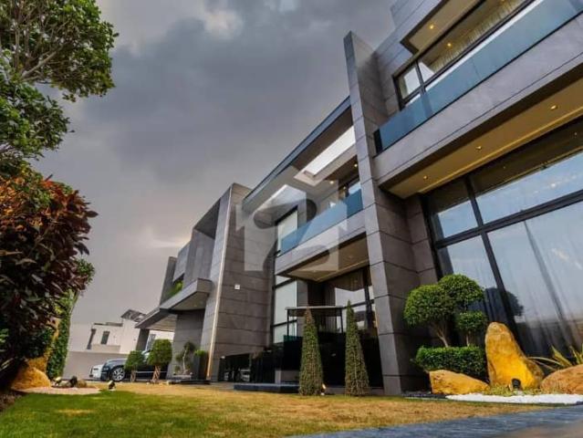 Looking Like 2 kanal Ultra Modren Full Basment Fully Furnished Walking Distance to Park Very close To Market Ideal Location In dha Phase 5