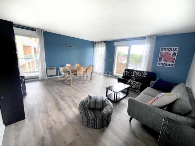 Loos / Eurasanté. Appartement d’exception – Dernier étage avec deux garages et balcons