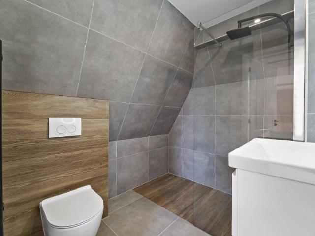 LOOSDUINSEKADE, CENTRUM, DEN HAAG, RECENTELIJK GERENOVEERD € 1059,60 EXCL G/W/E