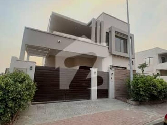 Loap Road 4 Ready To Move 272sq Yd 4 Bedroom DDL Luxury Villa Separate Entrance And Kitchen For Upper Floor FOR SALE. Only 4km From Main Entrance Of BTK. Near GRAND MOSQUE, A Plus Quality Construction