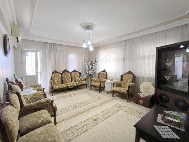 Lobby Fortis’ten Fatih’te Site İçinde Geniş Arakat 2+1 Satılık Daire