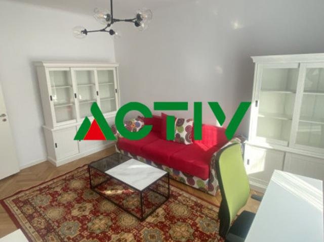 Locuința 2 camere decomandate || curte comuna || piața Cipariu