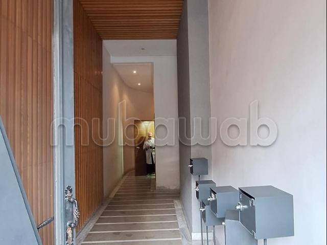 Local 91 m² Forate proche Sabem