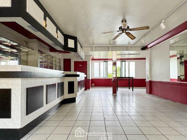 Local 110m² La Romagne