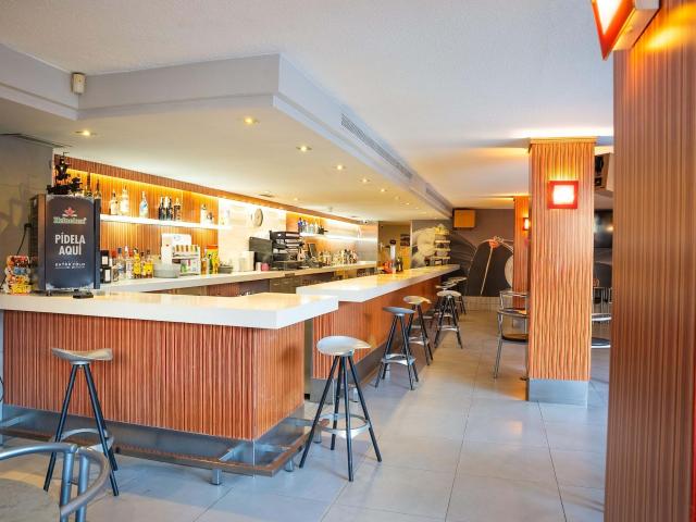 Local 289 m² frente a Mercadona – aforo 80 – Oportunidad inversión