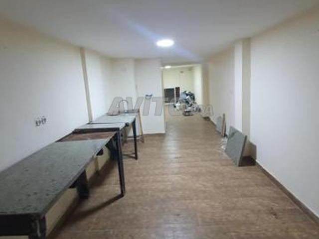 Local 2plex avec logement, local de stockage ou commerce, bienvenue