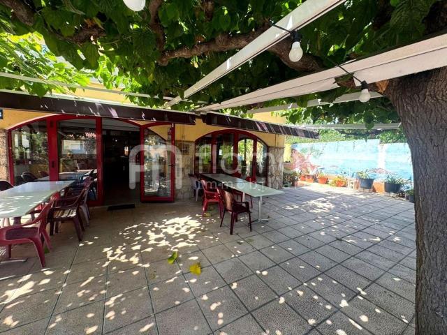 Local, Tarraco, Cambrils