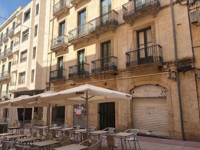 Local, Tarragona
