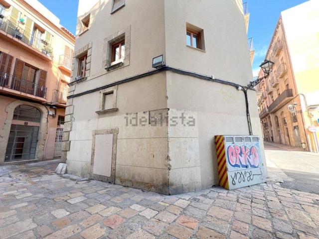 Local, Tarragona