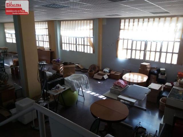 LOCAL TODO EXTERIOR EN IBI. 150M2. CALLE MUY TRANSITADA