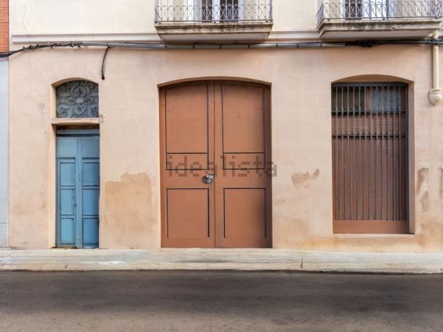 Local, Tortosa