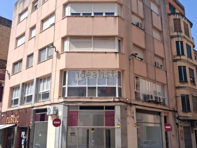 Local, Tortosa