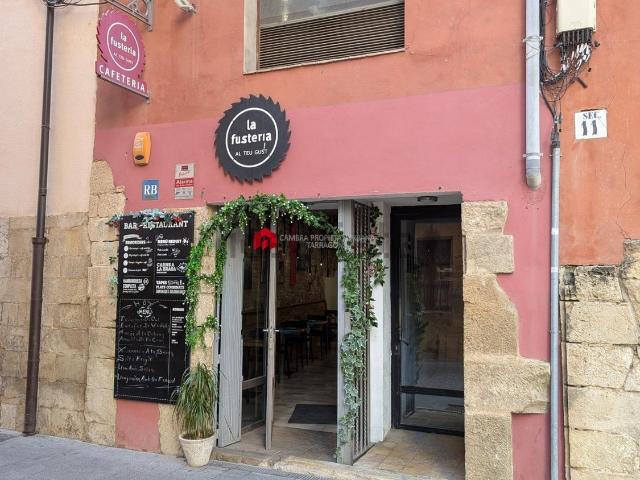 Local, Tortosa