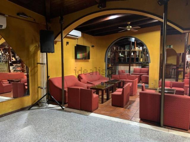 Local, Torremolinos