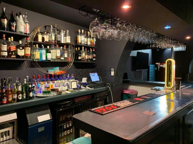 Local, Torremolinos