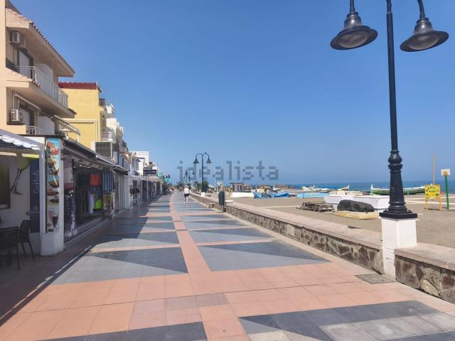 Local, Torremolinos