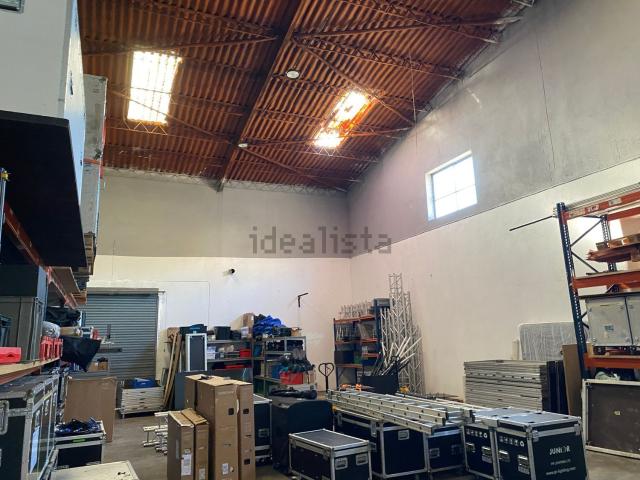 Local, Torrelles de Llobregat