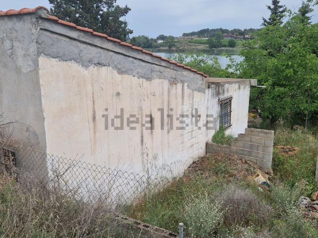 Local, Torres de Segre