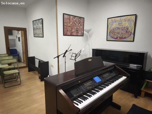 Local totalmente acondicionado para academia y estudio musical