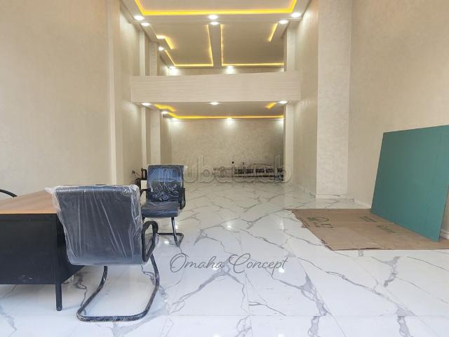 Local Tous Commerces finitions faites 113m2 Maarif