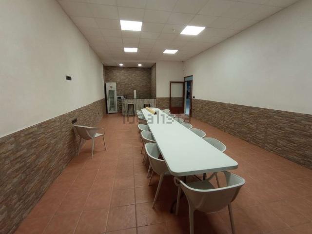 Local, Valdepeñas