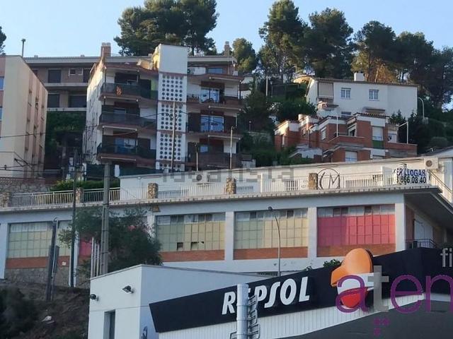 Local, Vallirana