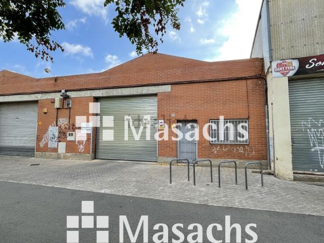 Local, Vallparadís, Terrassa