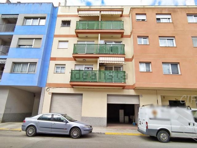 Local, Vinarós