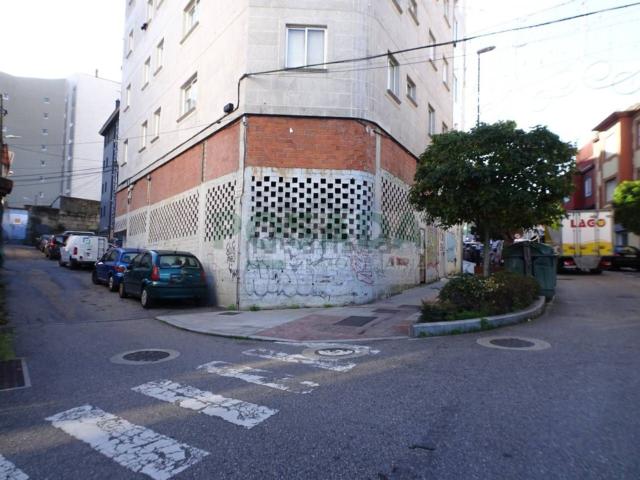 Local, Vigo