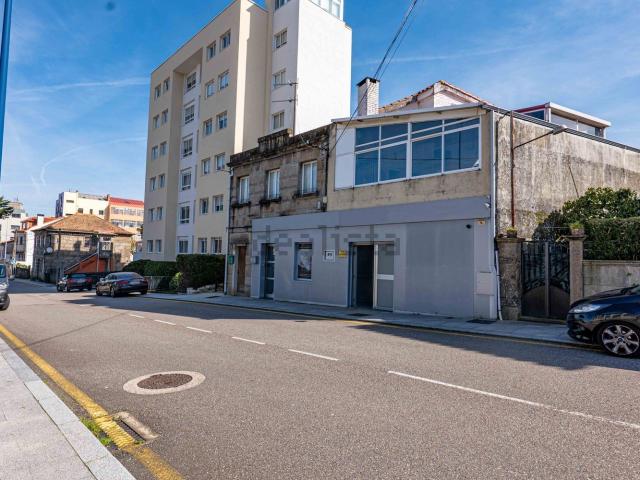 Local, Vigo