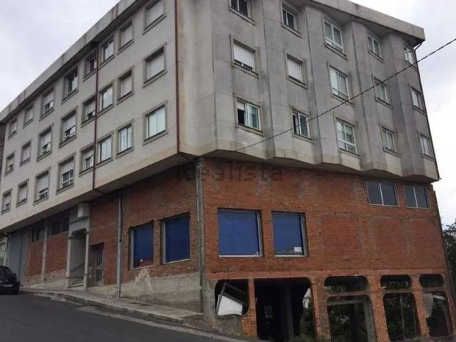 Local, Vila de Cruces