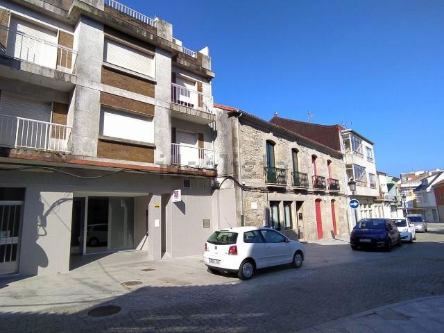 Local, Vilagarcía de Arousa